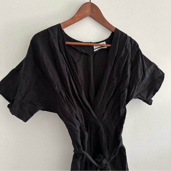Urban Outfitters Black Cotton Linen Romper 
Sz 2 - Picture 4 of 6